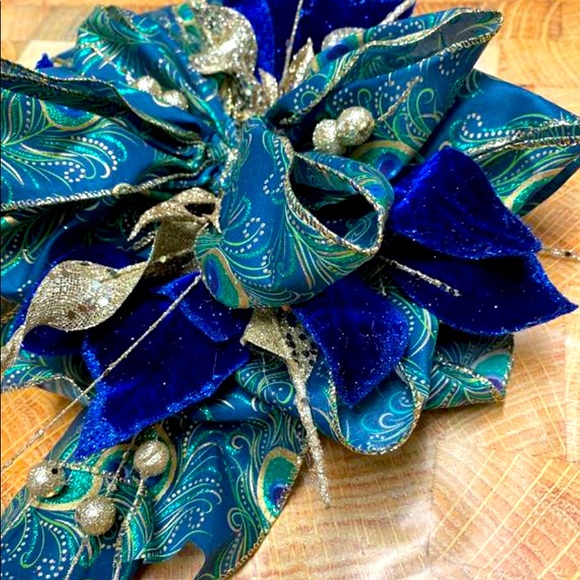 Christmas Wreath Peppermint Wreath Peacock colors - Picture 3 of 3